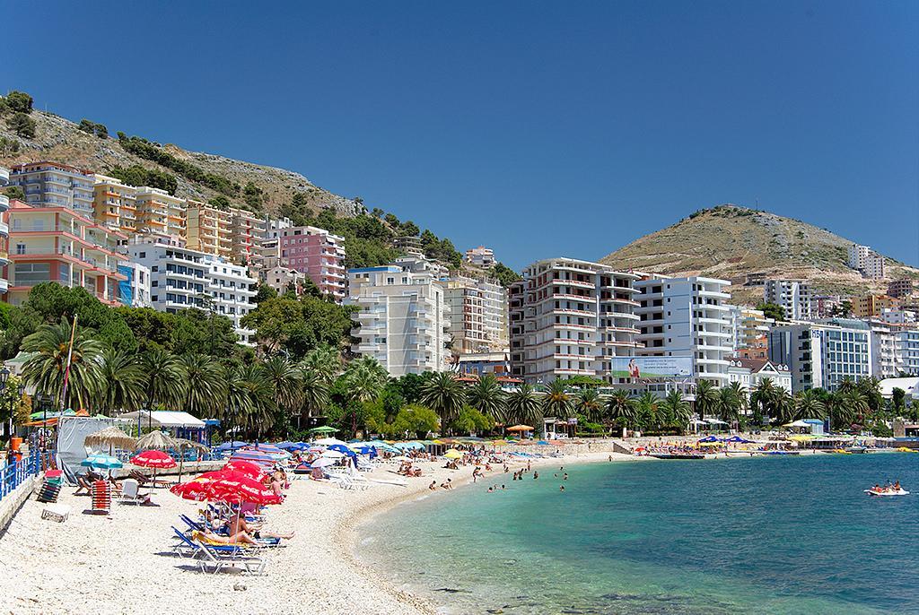 Margaritas Apartments Sarande Exterior photo